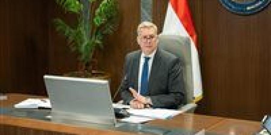 «4.8 مليار جنيه إيرادات و20% نمو».. وزير البترول يشهد عمومية تاون جاس ويشيد بدورها في «حياة كريمة»