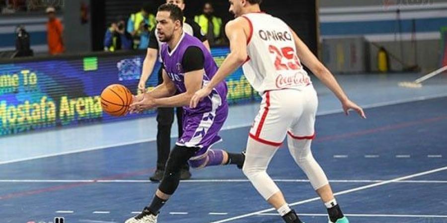 الزمالك يفوز على الاتصالات ويتوج بكأس مصر لكرة السلة رجال.. صور