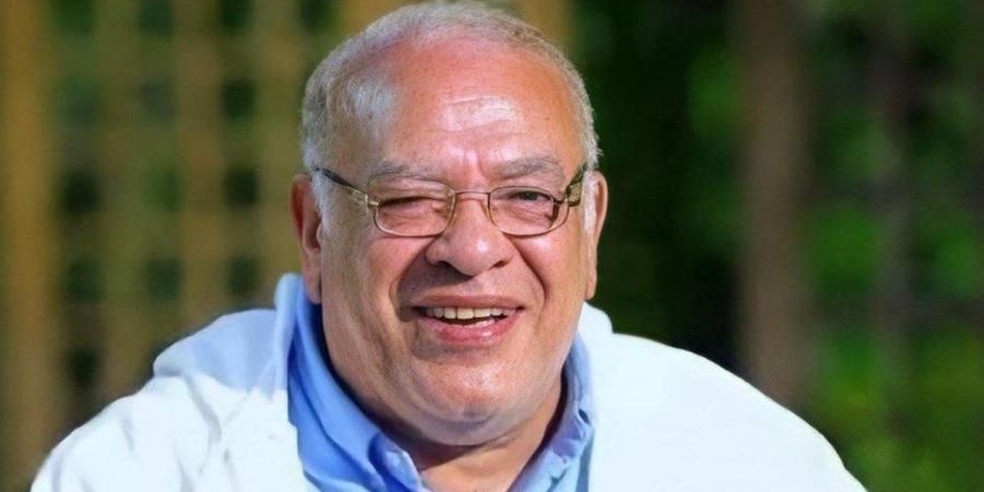 فيديو طريف للفنان صلاح عبدالله مع أحفاده «فيديو»