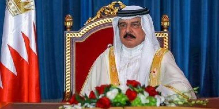 ملك البحرين: متمسكون بمواقفنا الداعية لحل الأزمات عبر الحلول السلمية