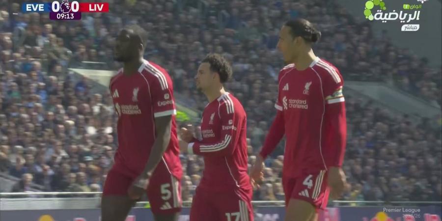 إيفرتون ضد ليفربول.. ملخص اهداف ونتيجة مباراة ليفربول وإيفرتون في الدوري الإنجليزي بعد مرور 20 دقيقة