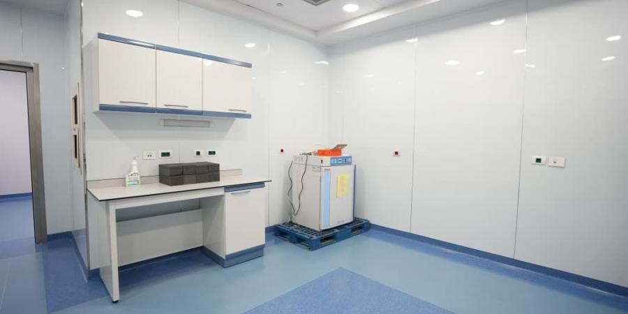 مستشفى الناس تفتتح أول معمل لزراعة وحفظ الخلايا والأنسجة الجلدية الذاتية في الشرق الأوسط