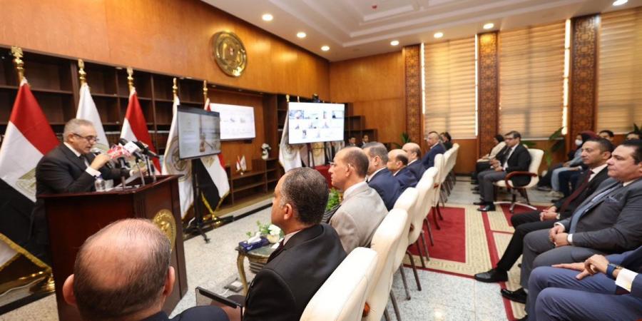 وزير العدل: حماية الأطفال والأسرة أولوية قصوى للدولة