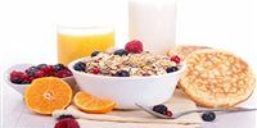 فطور صحي لمرضى الكوليسترول يعزز صحة القلب والطاقة اليومية