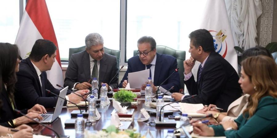 وزيرا الصحة والسياحة يبحثان استراتيجية تكاملية للارتقاء بالخدمات الطبية للسائحين