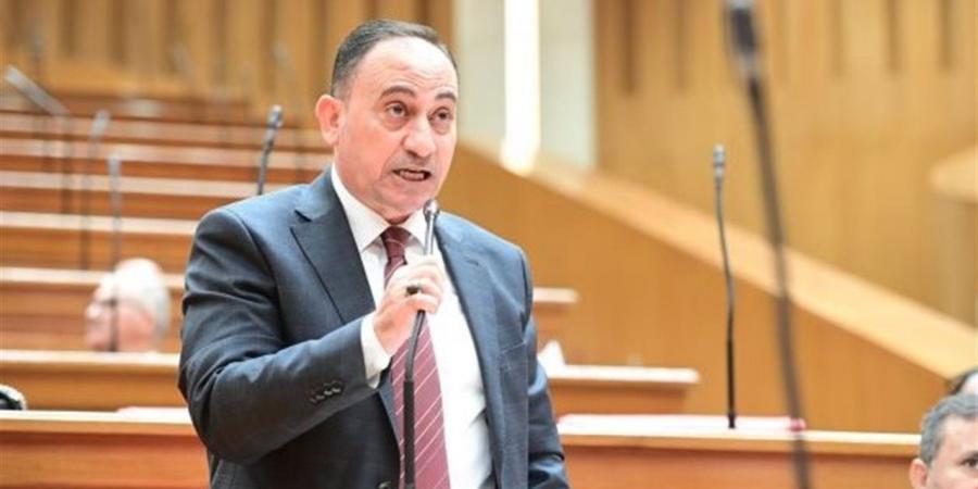 "محلية النواب" تناقش إنشاء شاطئ إدكو ومشكلات تعطل الرفع المساحي وأزمات الطرق الداخلية