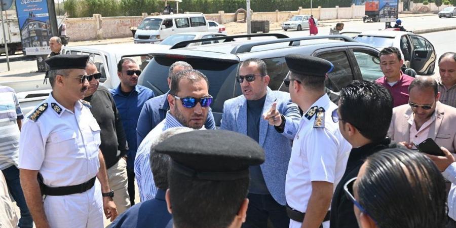 لليوم الثاني على التوالي.. حملة مكبرة بالعاشر تسفر عن تنفيذ 110 قرارات غلق وتشميع و61 قرار إزالة