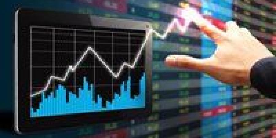 الأسواق العالمية على صفيح ساخن.. ماذا يحدث خلف الكواليس؟