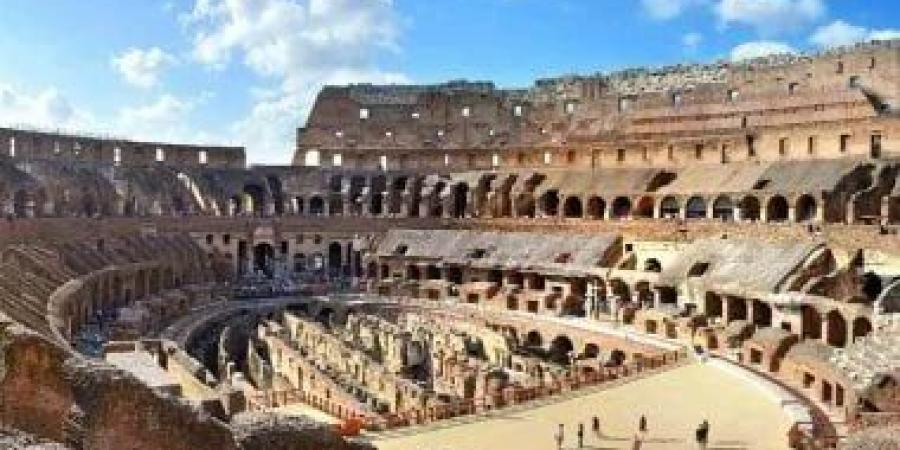 روما من أسطورة الذئبة إلى الإمبراطورية المزدهرة