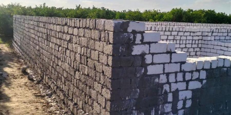 إزالة فورية لتعدٍ على الأراضي الزراعية بـ"مؤسسة البستان" بالدلنجات