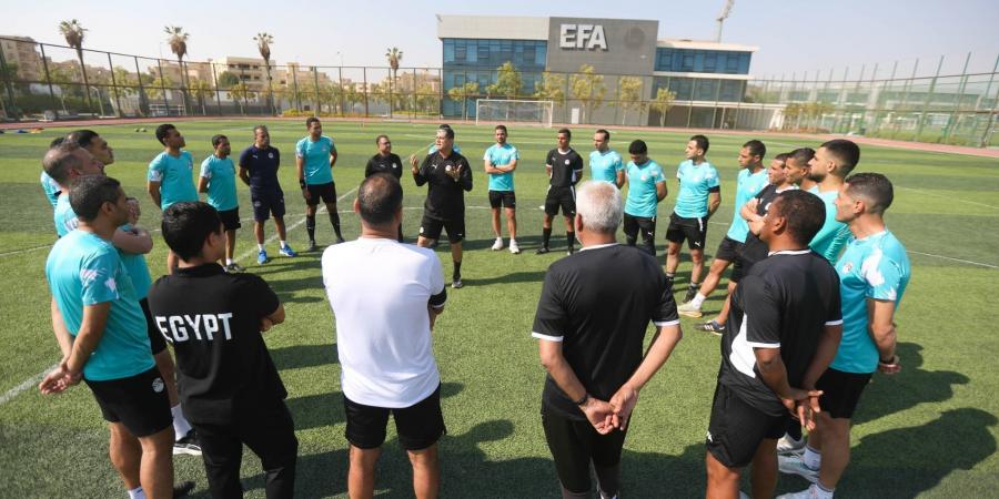 تأهيل مكثف للحكام قبل جولات الحسم في دوري "نايل".. صور