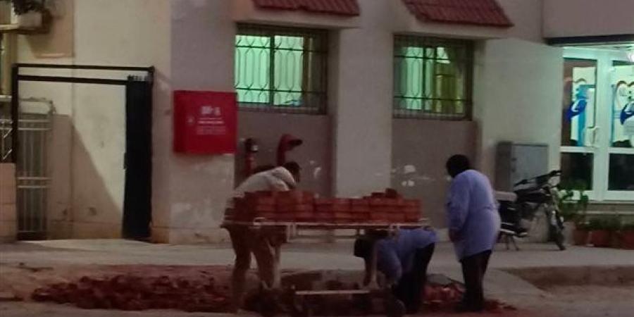 ترولي العمليات يتحول إلى عربة نقل طوب وأسمنت داخل مستشفى بالإسماعيلية