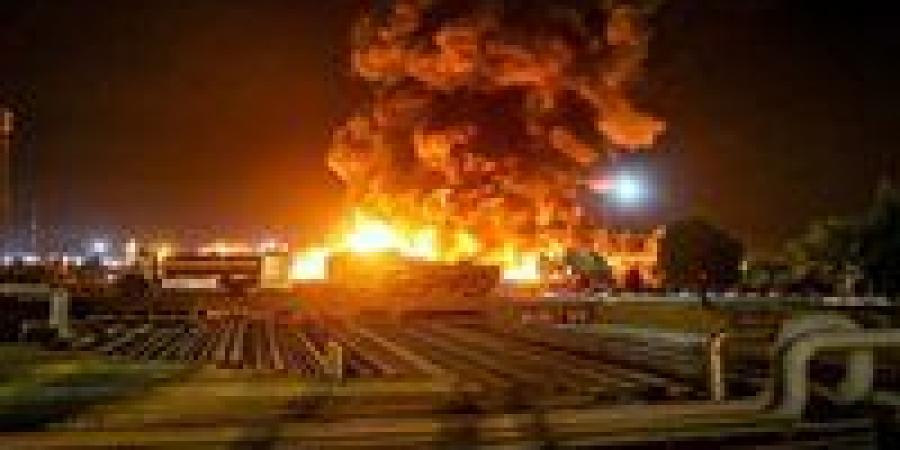 عاجل|إيران.. انفجارات في سماء طهران وتفعيل الدفاعات الجوية