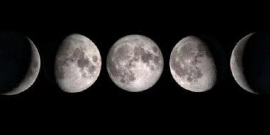 أكثر من 40% من إضاءته فى سماء الليل.. اعرف مرحلة القمر اليوم