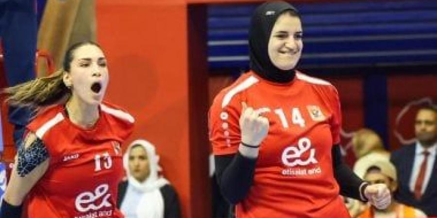 الخطيـب يهنـئ «سـيـدات الكرة الطائرة» ببطولة إفريقيا والتأهل لكأس العالم