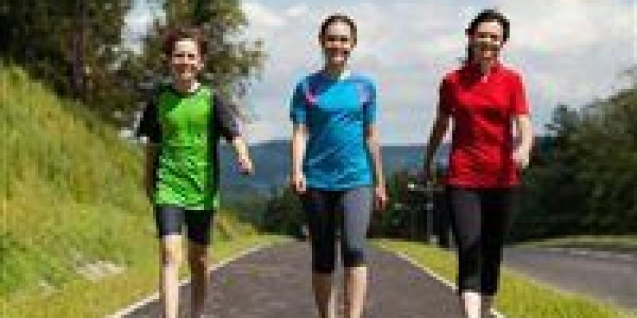 شد عضلي في الرقبة والكتف.. حلول منزلية سريعة لتخفيف الألم