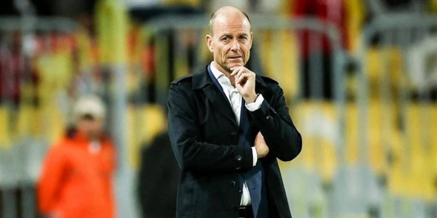 قبل لقاء بيراميدز.. توروب يحتوي عاشور وبن رمضان وبن شرقي بجلسة خاصة