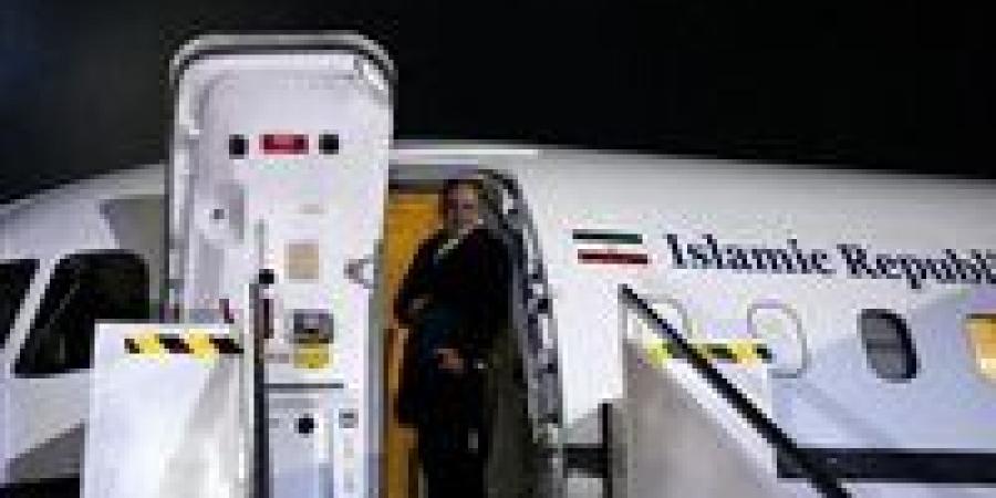 وساطة "الفرصة الأخيرة".. وفود أمريكية وإيرانية في باكستان لبحث اتفاق سلام دائم