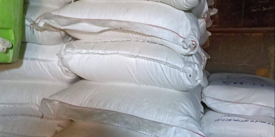 ضبط مستودع استولى على 172 طن دقيق مدعم بسوهاج
