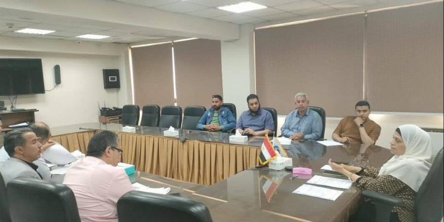 استعدادًا للصيف.. "مياه بني سويف" تكثف الصيانة وتناقش مشكلات المناطق الحيوية