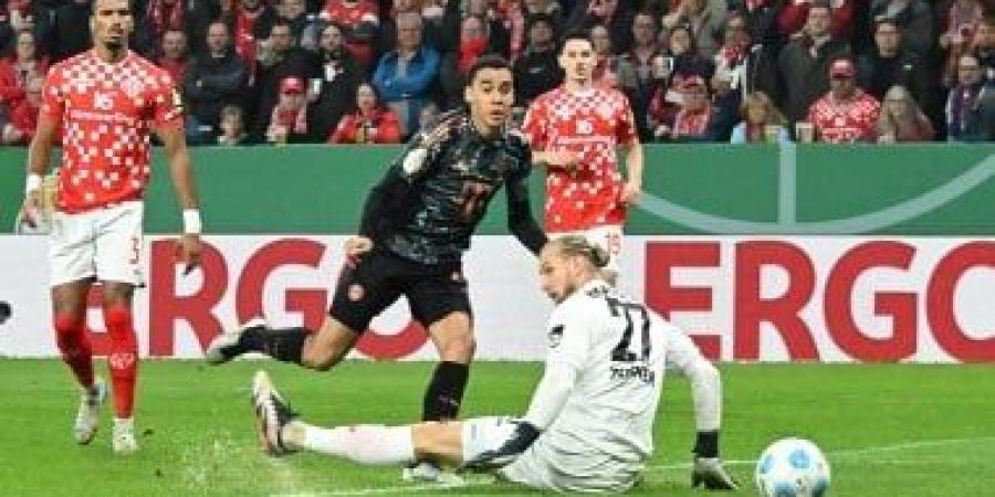 تشكيل مباراة ماينز ضد البايرن فى الدوري الألمانى