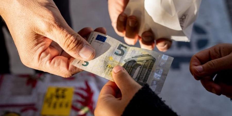 سعر اليورو اليوم الأحد 26 أبريل لعام 2026 في البنوك