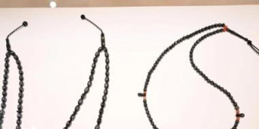 مرجان أسود نادر.. سُبَح "اليُسر"..إرث بحرى وروحانى فى متحف البحر الأحمر بجدة