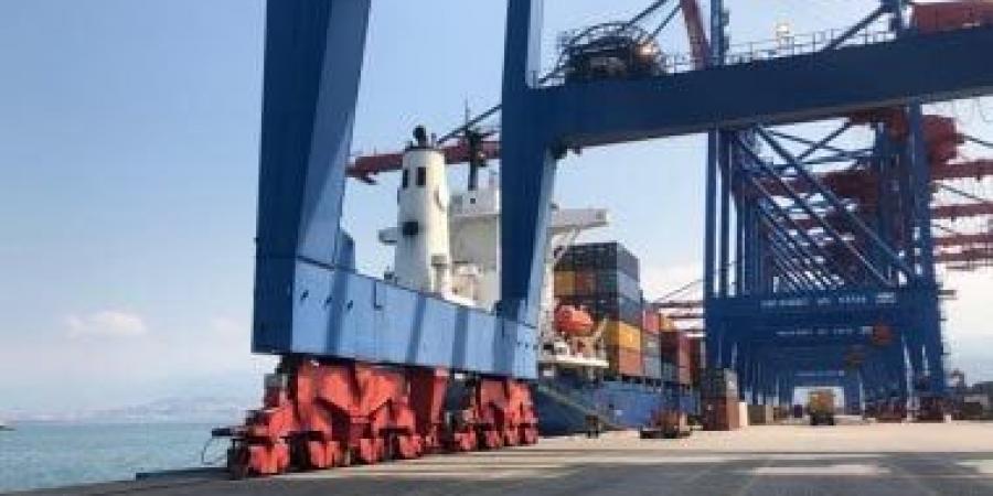 سفينة مساعدات تركية تصل إلى مرفأ بيروت محملة بألف طن من الإمدادات الإغاثية