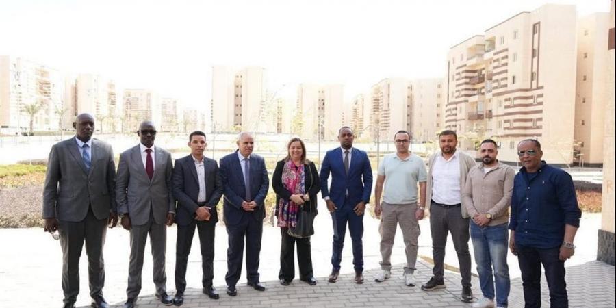 مي عبد الحميد تلتقي وزير الدولة للبنية التحتية في رواندا