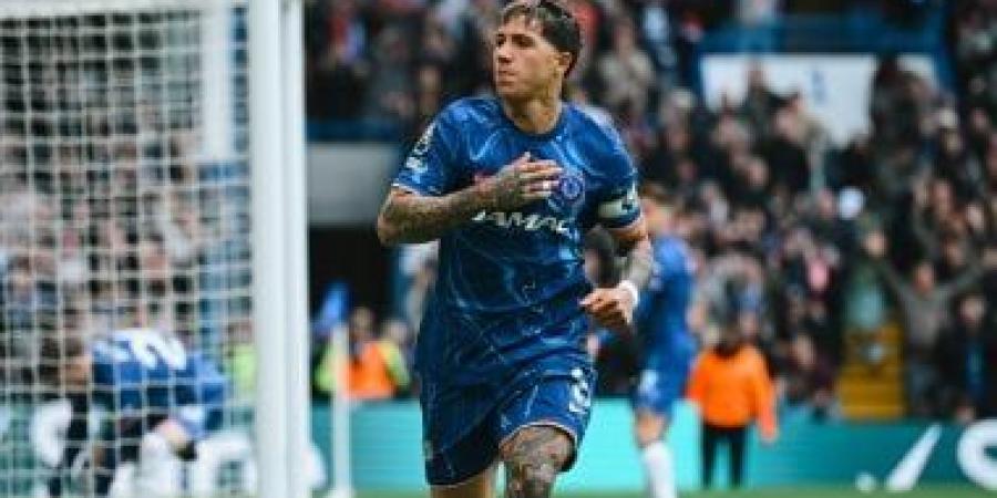 زيارة مفاجئة للأرجنتيني إنزو فرنانديز إلى مدريد