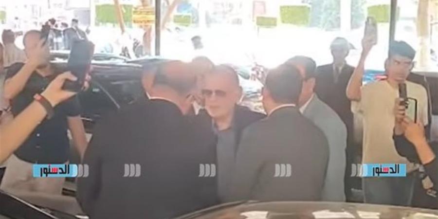 ثروت الخرباوي يشارك في جنازة الراحل مختار نوح (فيديو)