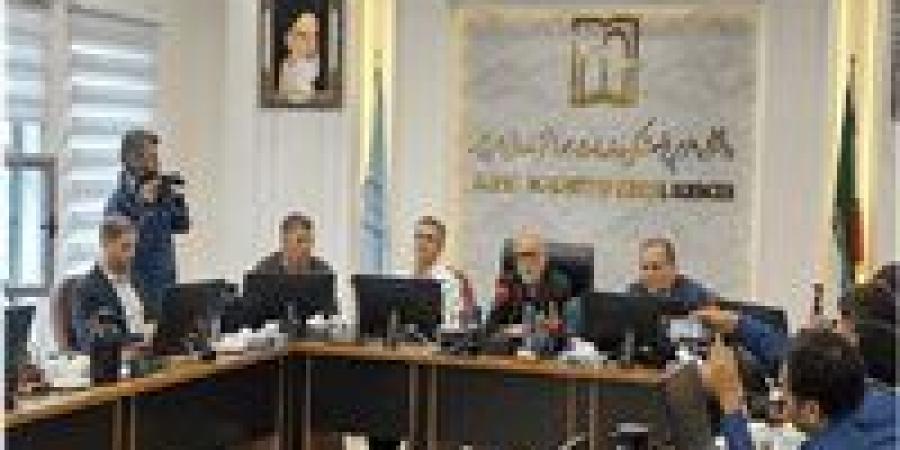 رئيس منظمة الطوارئ الإيرانية: تضرر البنية التحتية لـ499 مركزا صحيا وعلاجيا جراء الحرب