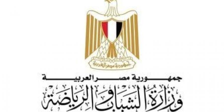 وزير الرياضة يوجه بتقديم الدعم الطبي للطفل محمد ربيع بعد إصابته بحمام سباحة