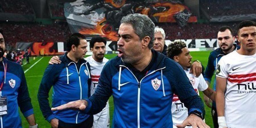 خالد الغندور يكشف حديث معتمد جمال للاعبي الزمالك: ماينفعش نكون بوابة عودة الأهلي