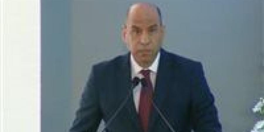 وزير العمل يعلن توفير أكثر من مليون فرصة عمل في الداخل والخارج خلال عام