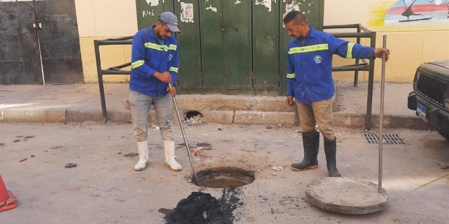 لرفع كفاءة شبكة الصرف الصحي.. تطهير 257 مطبقًا بحي وسط الإسكندرية خلال يومين