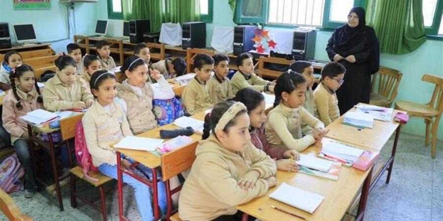 جدول امتحانات الترم الثاني 2026 لصفوف النقل في المدارس المصرية