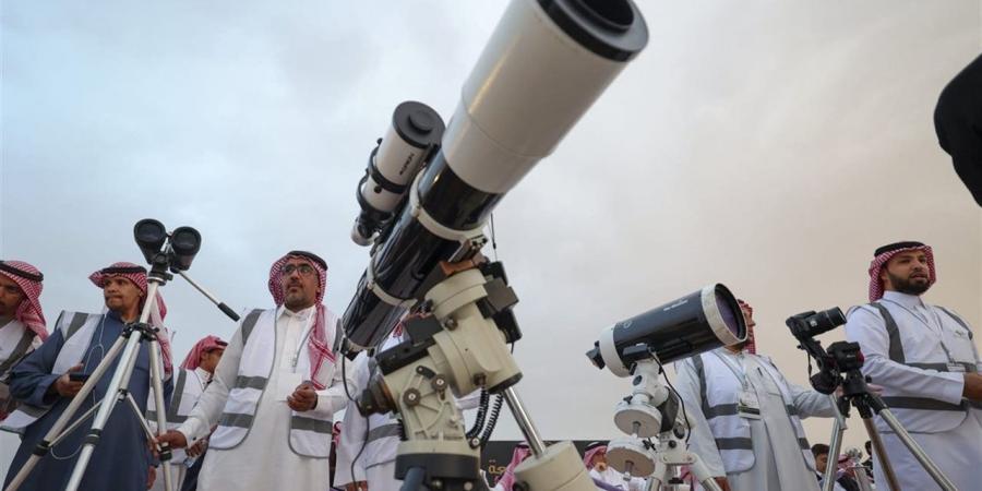 موعد رؤية هلال ذي الحجة 2026 في مصر.. التوقعات الفلكية