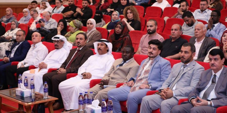 قصائد تطارد الأمل.. بيت الشعر بالشارقة يختتم ورشة فن الشعر والعروض