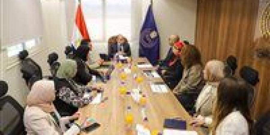 هيئة الدواء المصرية وفايزر تبحثان مستقبل الاستثمار الدوائي في مصر