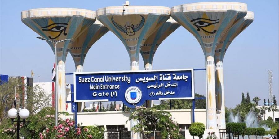 إبداع طلابي متجدد بجامعة قناة السويس… ختام منحة “شبابنا يتكلم فنًا ويرسم إبداعًا”