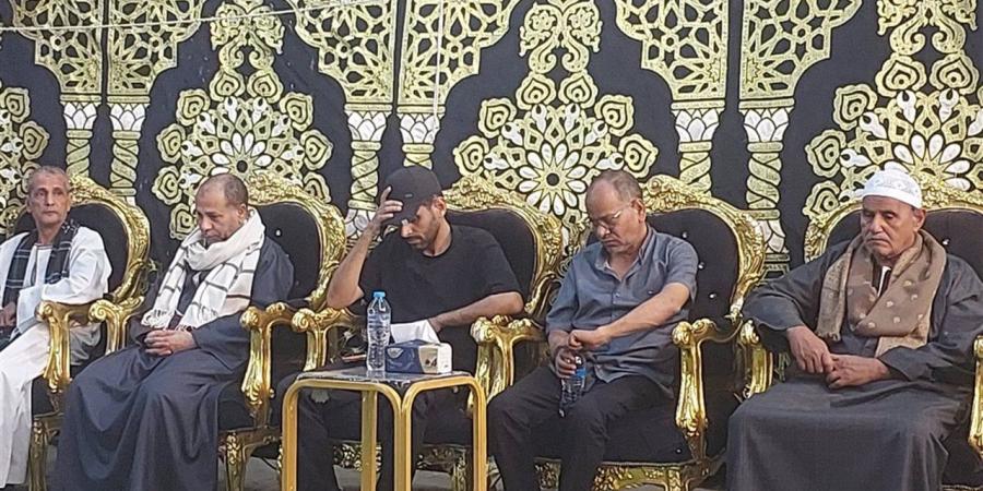 حمدي المرغني يستقبل المعزين في وفاة والده بالسويس (بث مباشر)