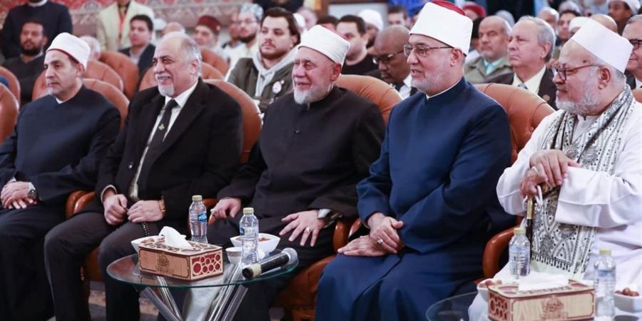 بمشاركة علماء الأزهر.. البيت المحمدي يحتفي بـ “تاج العروس” لابن عطاء الله ..غدا