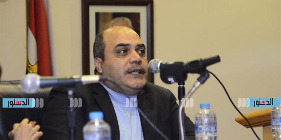 الباز: وحيد حامد زرقاء اليمامة في أعماله السينمائية