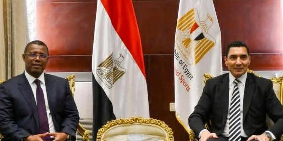 وزير الرياضة يلتقي رئيس الاتحاد الإفريقي للجودو لبحث التعاون المشترك
