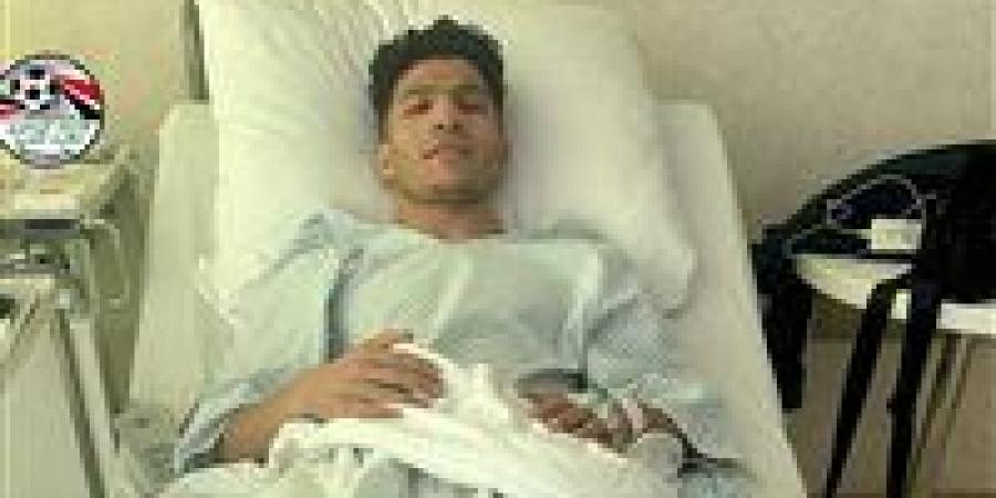 جهاز المنتخب يطمئن على إسلام عيسى بعد إجرائه جراحة الرباط الصليبي في ألمانيا