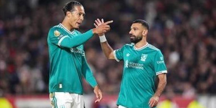 مانشستر يونايتد ضد ليفربول.. روني يحذر فان دايك من مصير محمد صلاح