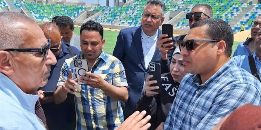 كامل أبو علي يعلن الرحيل عن رئاسة المصري بنهاية الموسم لهذا السبب