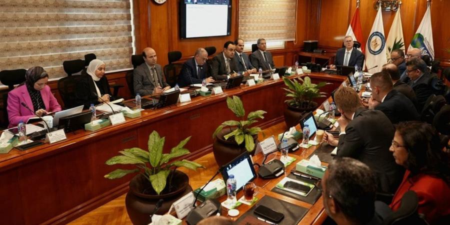 وزير البترول: الصحراء الغربية على موعد مع اكتشافات وآبار جديدة