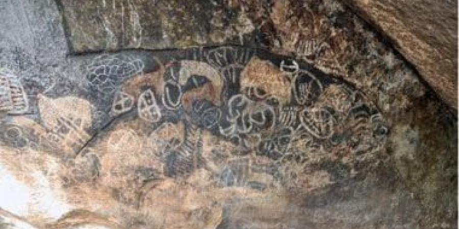 موقع "كاكابيل" للفن الصخرى فى كينيا يخضع لعمليات ترميم